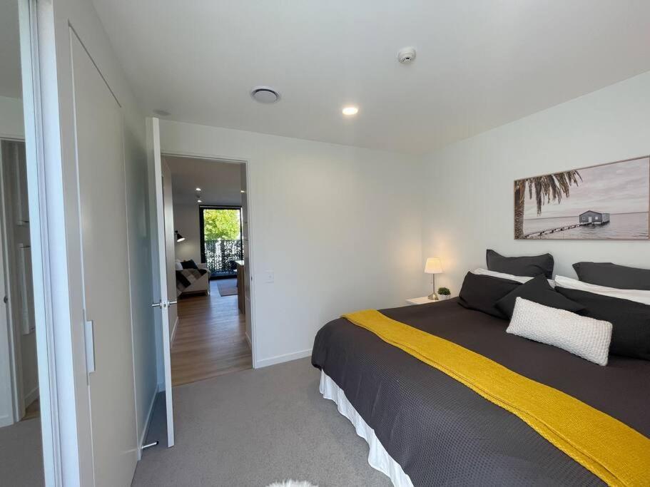 Modern Central Living Christchurch Exterior foto